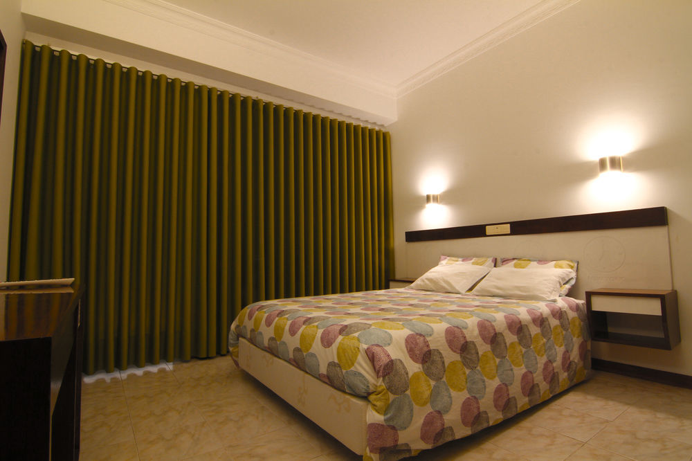 Hotel Teimoso Figueira da Foz Extérieur photo